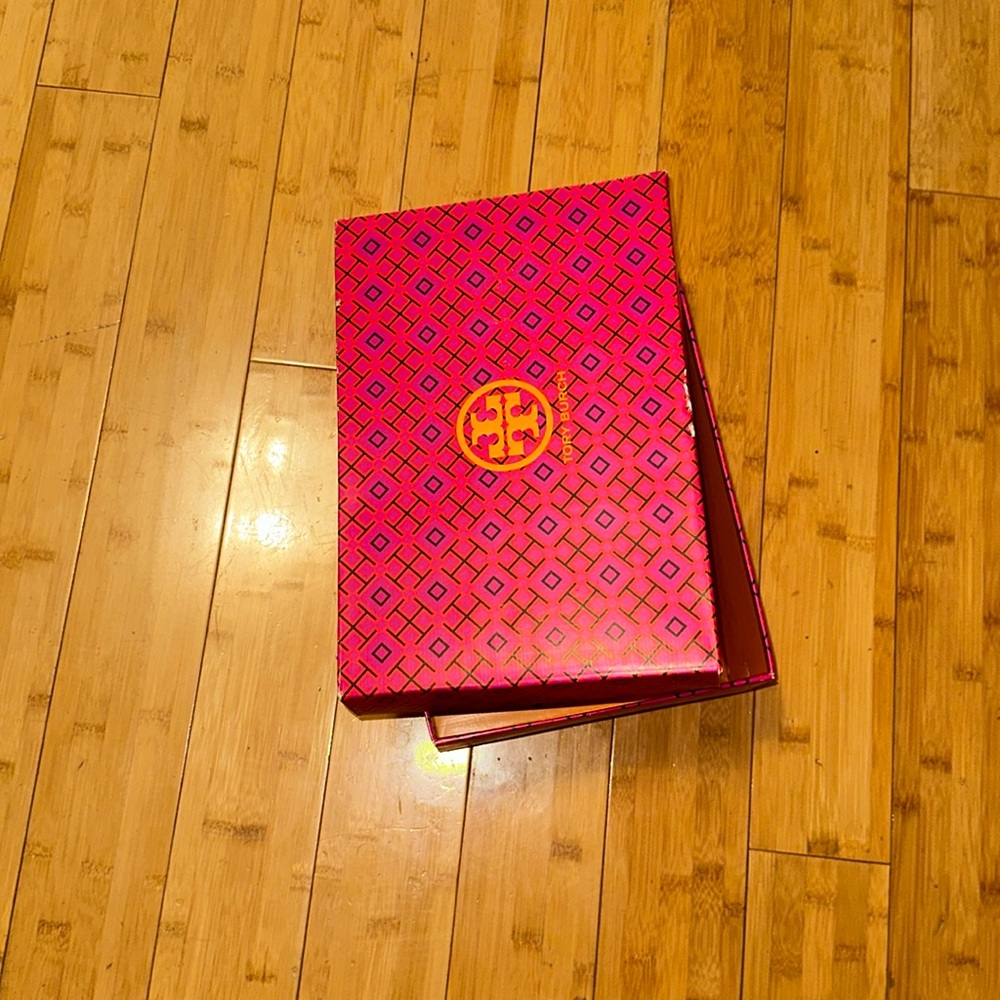 Tory Burch Shoebox